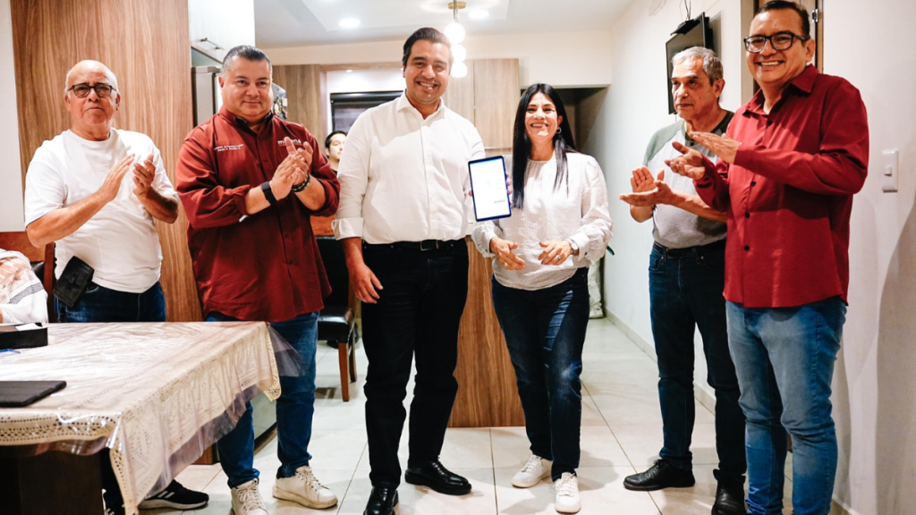 Plantilla 1200px X 675px - 2025-08-08t150433852 - Enbroncados La Publicidad De Elizabeth Galicia En Avenidas De Santa Catarina Desata Críticas Vecinales Por Su Despliegue Masivo Y Posible Tinte Político.