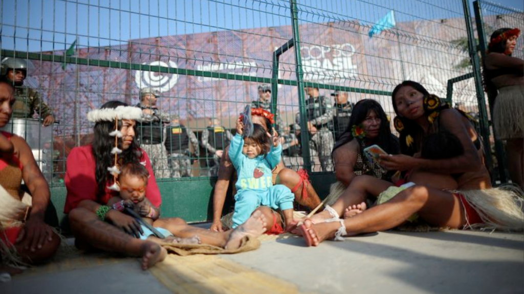 Cumbre Cop30 - Enbroncados Cumbre-cop30-protesta-indígena-brasil-bloqueo-onu-lula-da-silva