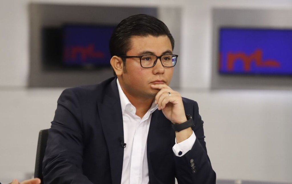 Image - Enbroncados Secretario-de-arratia-hugo-quintanilla-serrato-samuel-garcía