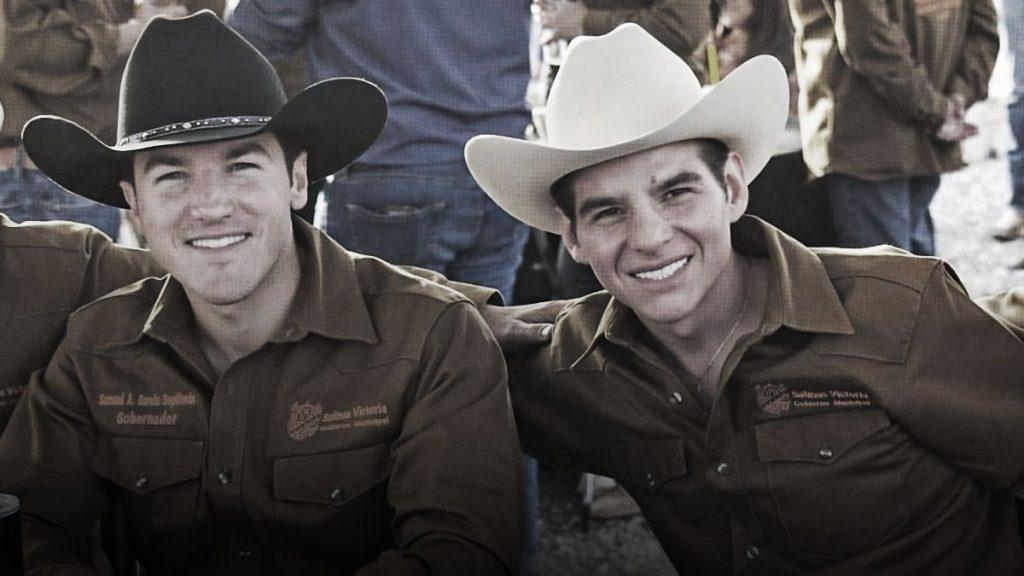 Samuel García Y Mike Flores