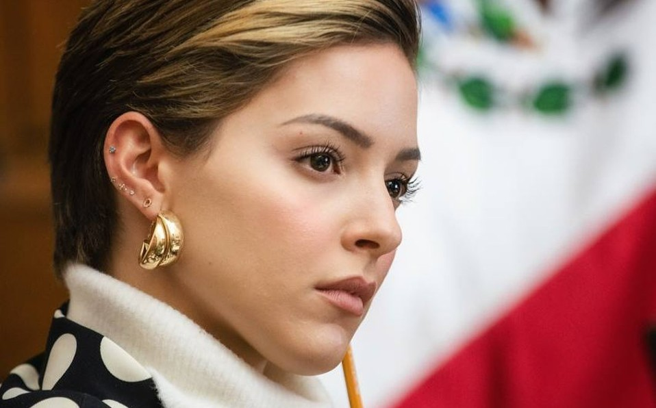 Mariana Rodríguez Retrato