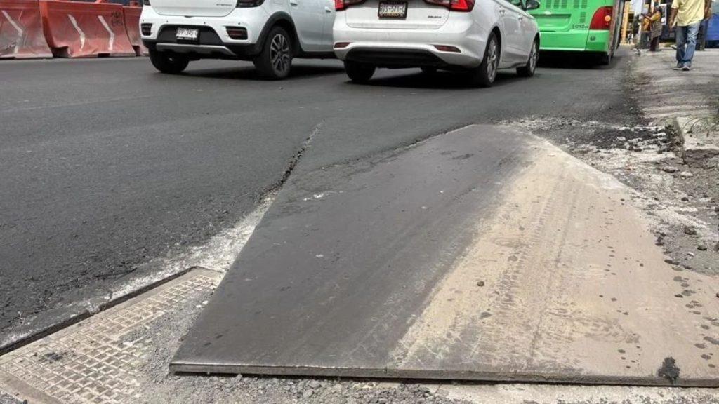 La Avenida Miguel Alemán Se Exhibe De Mala Calidad.  - Enbroncados