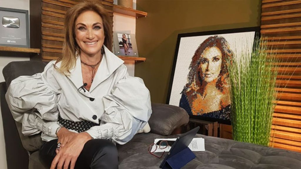 Adela Micha - Enbroncados