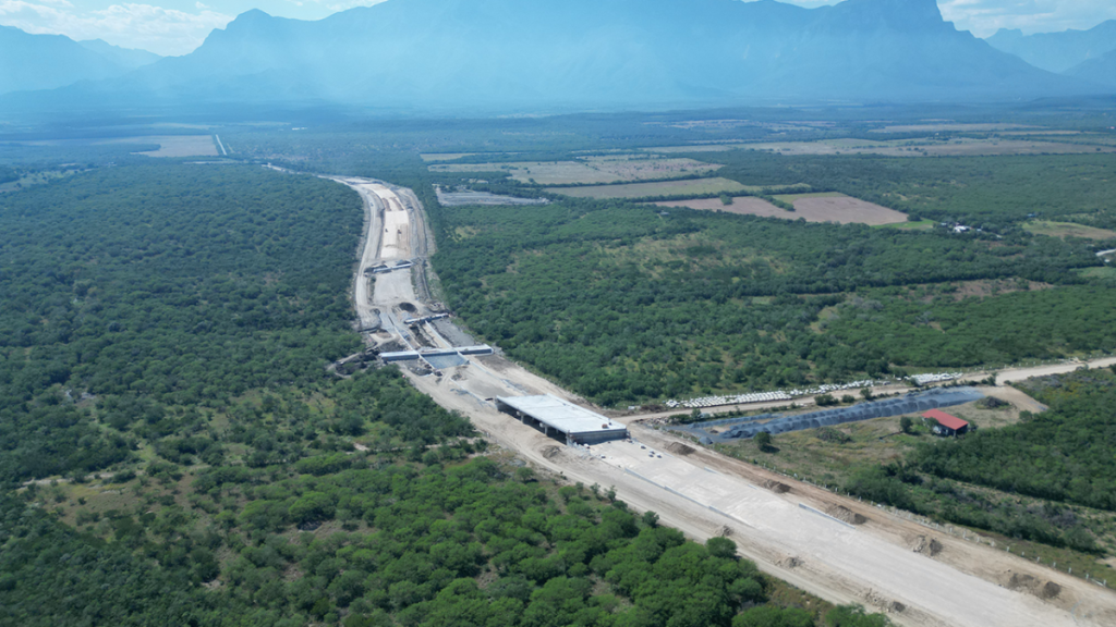 Carreteras De Nuevo León Son Peligrosas Y Caras: Provocan Tragedias Diarias. - Enbroncados