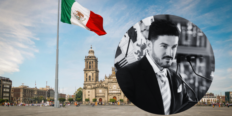 Mexico Flag Flies over a City Square with a Historic Building; a Circular Grayscale Inset Shows a Man Speaking at a Microphone. - Enbroncados