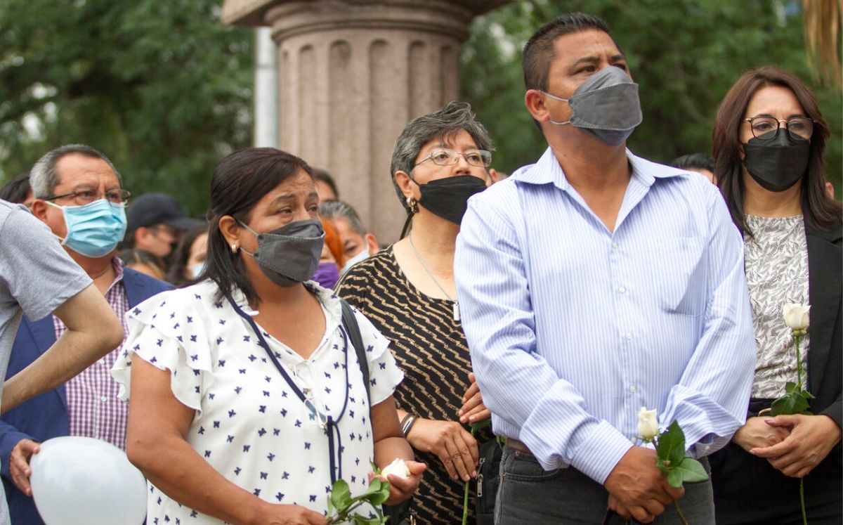 Ante pocos avances, padres de Debanhi Escobar visitan la FGR