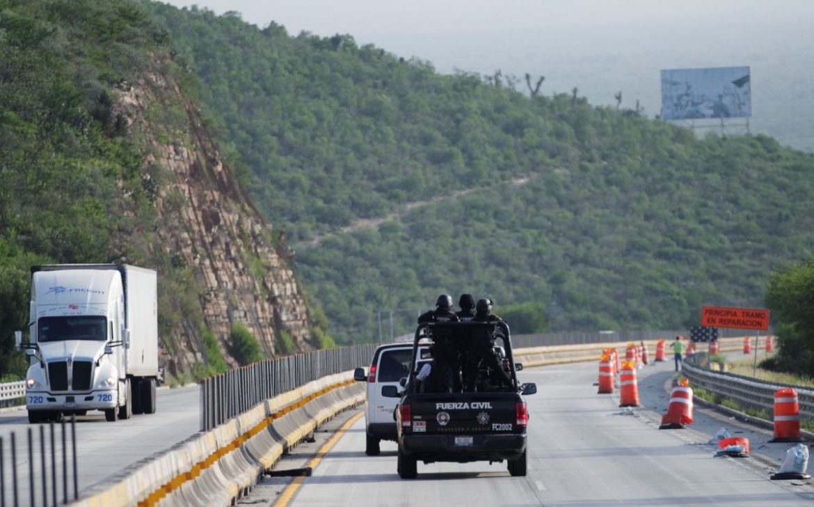 Realizan hallazgo de cabeza en Carretera Laredo