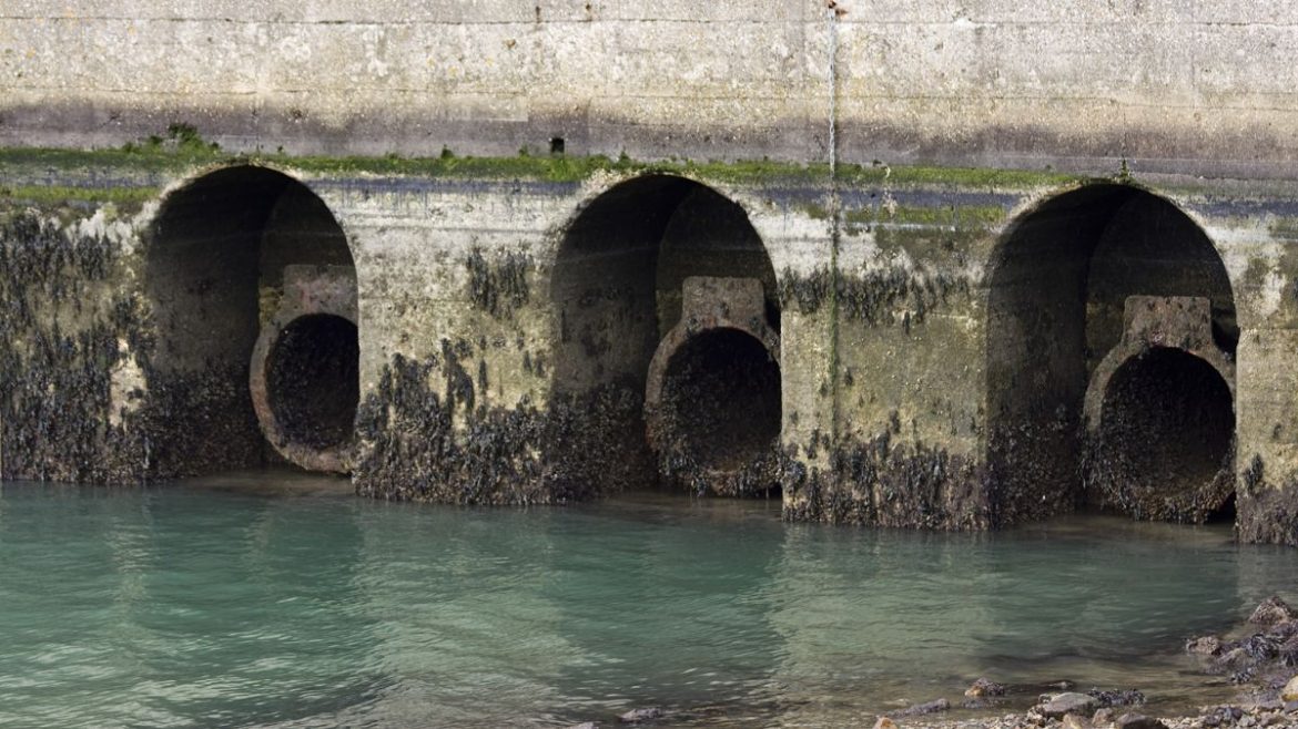 Ante la Escasez de Agua, Gobierno Opta por Potabilizar Aguas Residuales