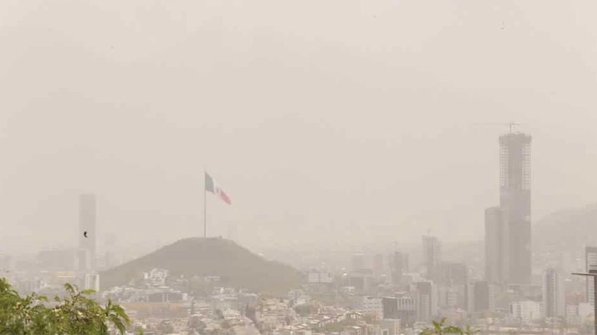 Samuel García Ignora la Refinería Mientras Respiramos Veneno