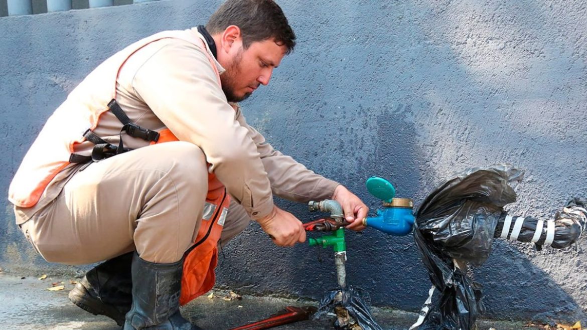 Nuevo León Pierde Miles de Litros de Agua por Segundo en Fugas