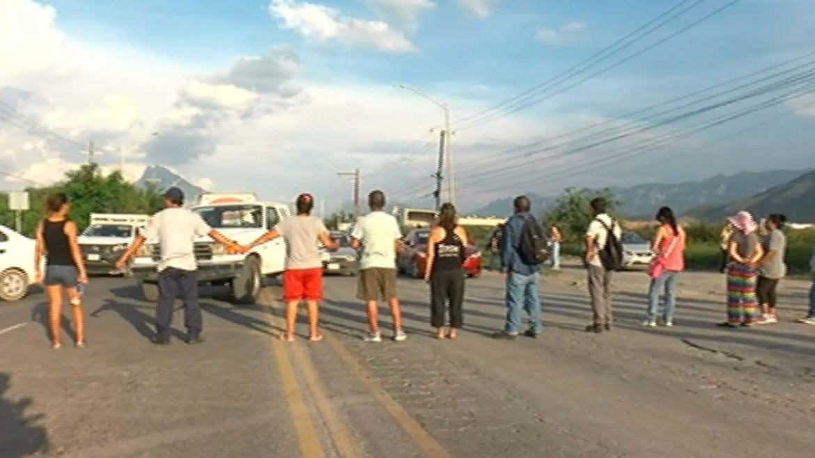 Protestas en García por falta de agua