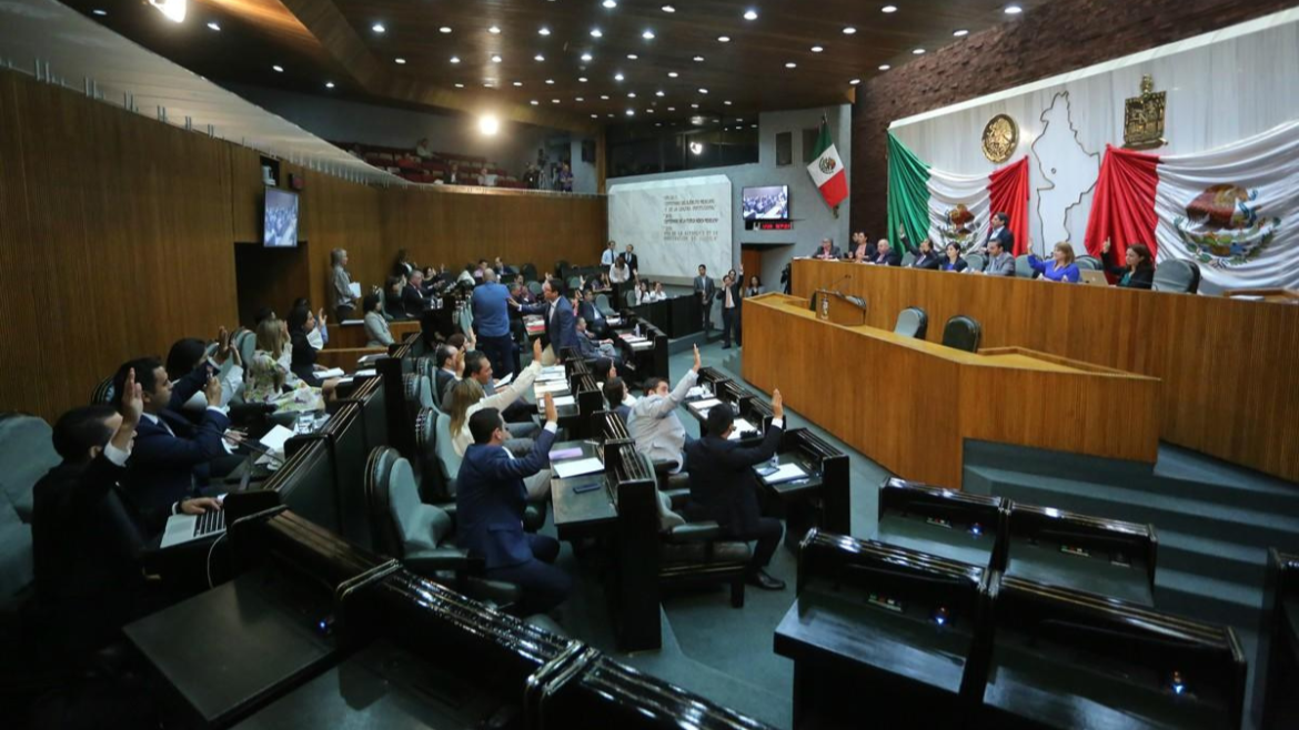 TENSIÓN Y CONFLICTOS EN EL CONGRESO DE NUEVO LEÓN